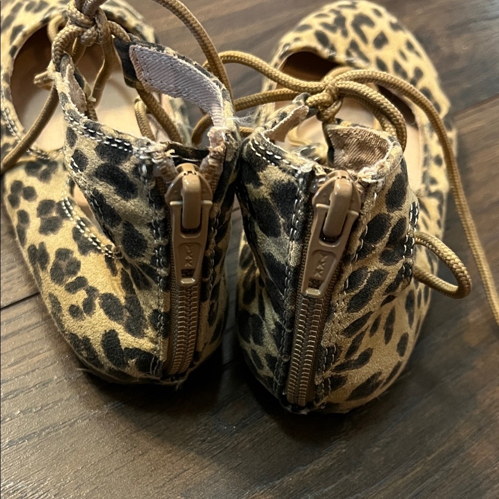 Old Navy Animal Print Lace-Up Flats - Picture 3 of 9